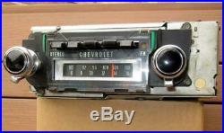 1970 Chevrolet AM FM Stereo 8 Track Radio Camaro Chevelle Impala Nova WORKS NICE