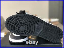 Nike Air Jordan 1 Mid SE Track Red Black Toe White Union-Style 852542-100 Size 9